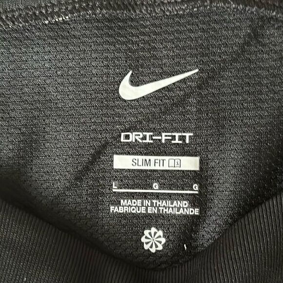 Nike Women’s Dri Fit Strike III Jersey! - Picture 5 of 9